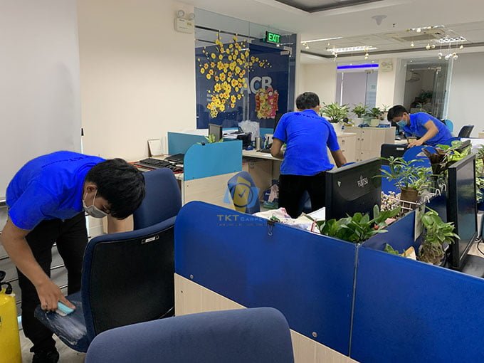 dịch vụ vệ sinh văn phòng định kỳ hàng tuần