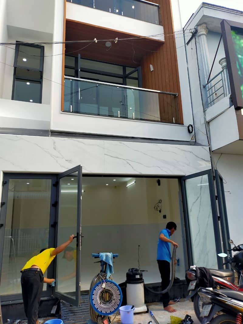 Top 5 Dịch Vụ Vệ Sinh Nhà Ở Tại Thủ Đức Uy Tín & Chuyên Nghiệp Nhất 2025