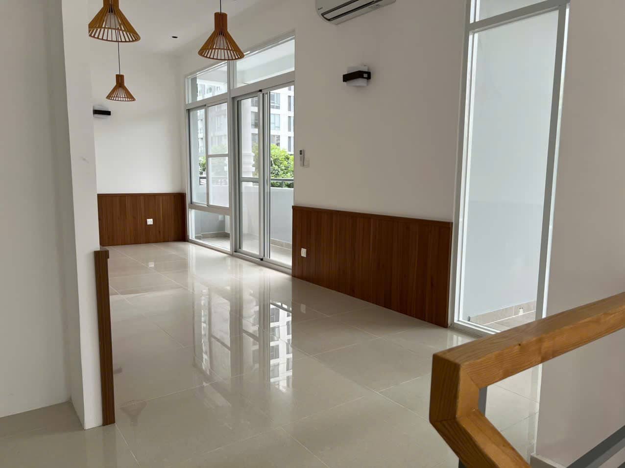 Dịch vụ vệ sinh chuyên nghiệp GreenChampa được nhiều doanh nghiệp tin dùng