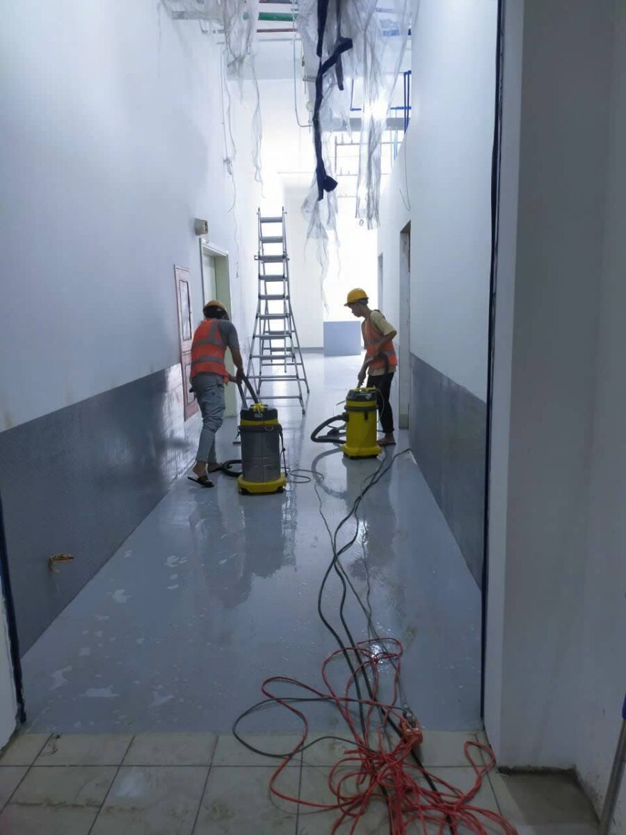 Dịch vụ vệ sinh công nghiệp chuyên nghiệp  – uy tín – giá rẻ Green Champa