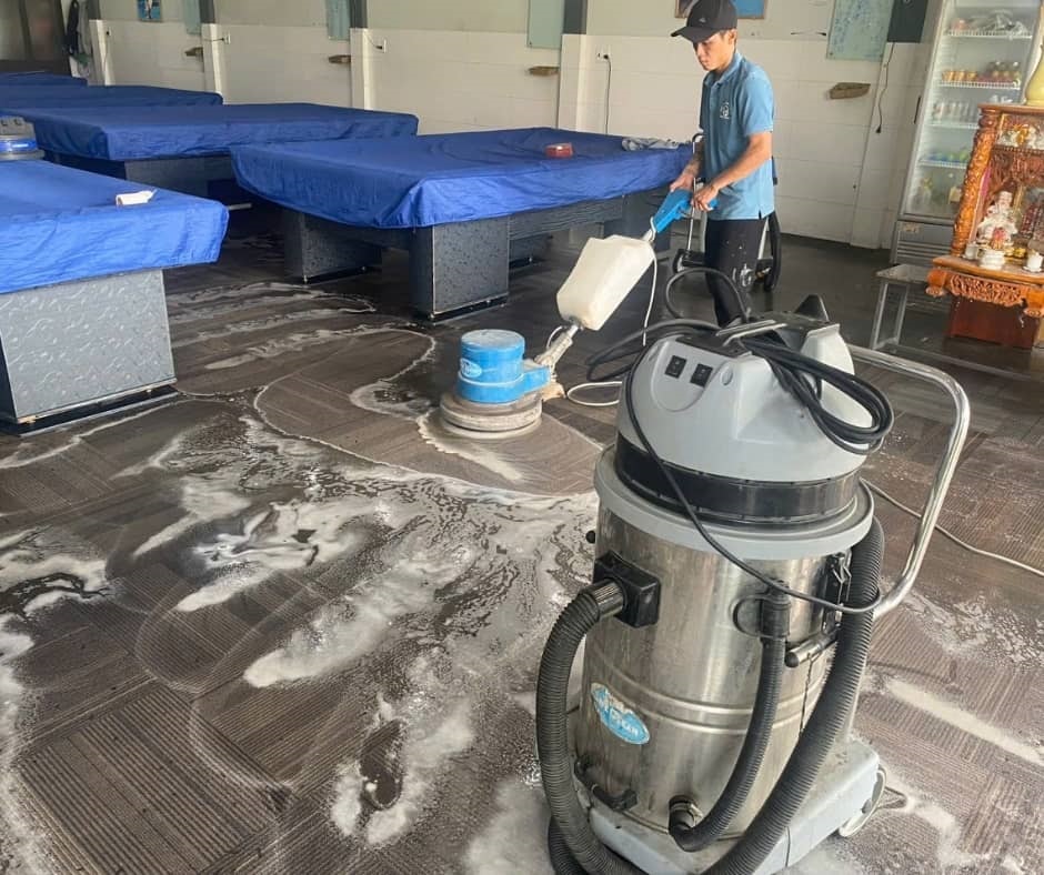Dịch Vụ Giặt Thảm Sàn Rạp, Hội Nghị & Văn Phòng Tại Thủ Đức: Sạch Sâu – Khử Khuẩn – Thơm Mát