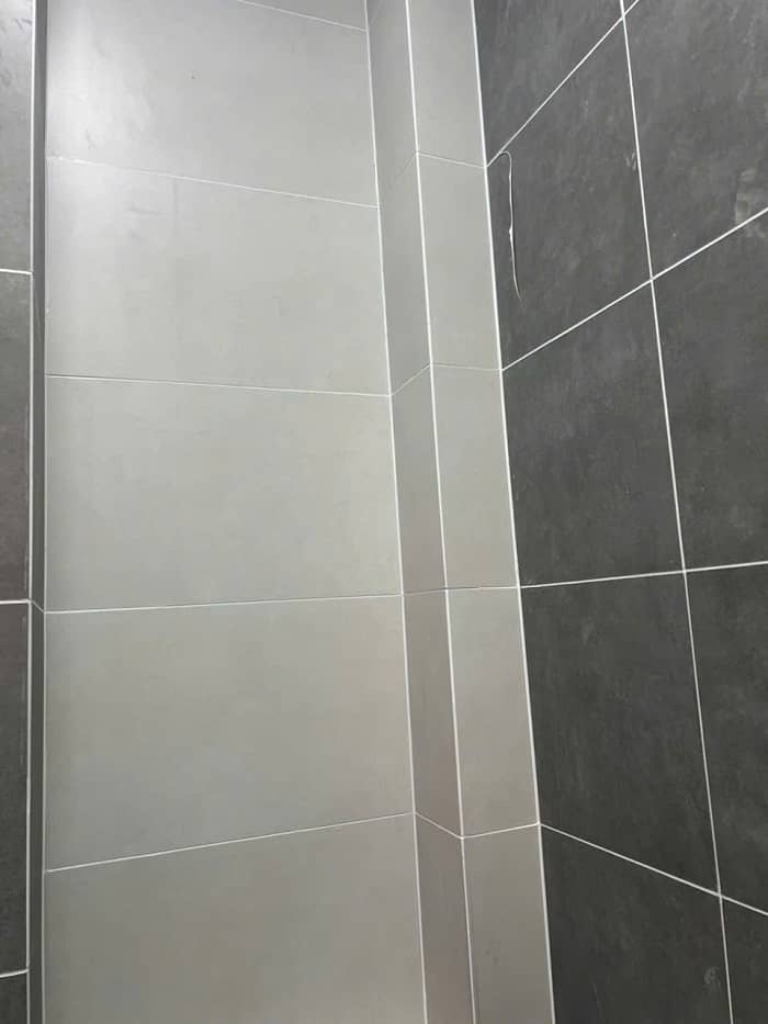 Thi Công Ron Epoxy 2 Thành Phần Tại Bình Dương & Đồng Nai: Giải Pháp "Khóa" Bụi Bẩn Vĩnh Cửu