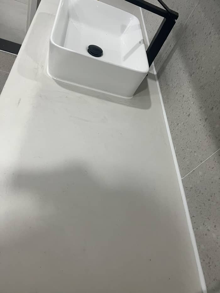 Dịch Vụ Bắn Silicon Nội Thất & Kính Tại TPHCM