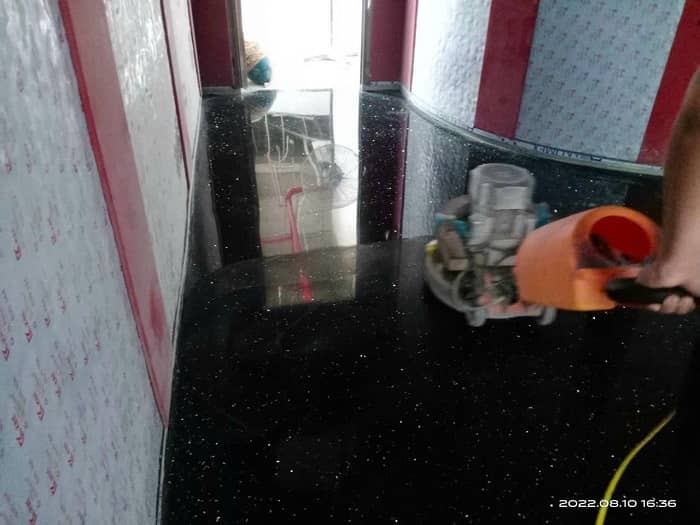 Đánh Bóng Phục Hồi Sàn Đá Cũ Tại Long An
