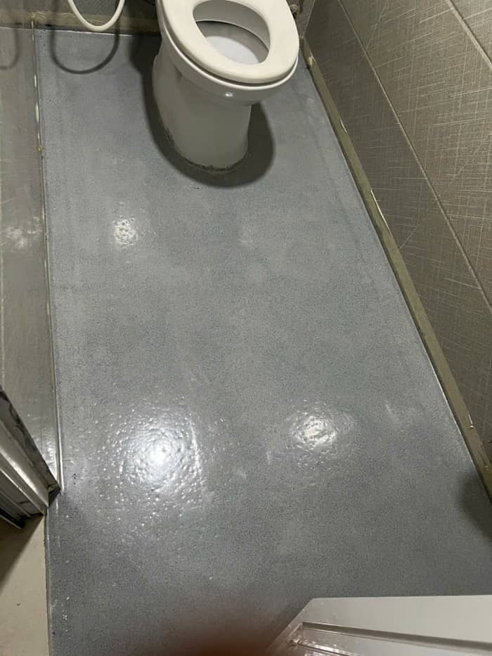 Thi Công Sơn Sàn Kingmen-Terrazy Chống Thấm Toilet Tại Bình Dương: Giải Pháp Đột Phá Không Cần Đục Gạch