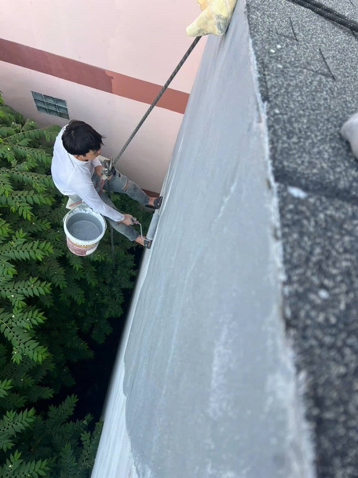 Thi Công Sơn Chống Thấm Tường Mặt Ngoài Tòa Nhà Tại Long An: Giải Pháp Bền Vững Cho Mọi Công Trình