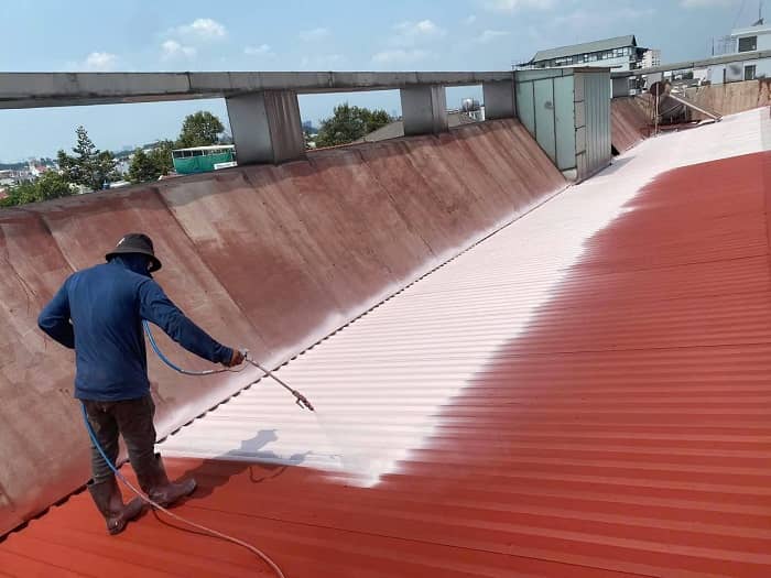 Phun Sơn Chống Rỉ Sét, Chống Thấm Vách Mái Tôn Tại Bình Dương: Giải Pháp Toàn Diện Cho Nhà Xưởng Công Nghiệp