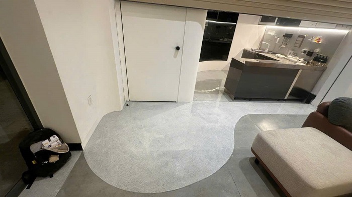 Đỉnh Cao Thẩm Mỹ: Thi Công Sơn Sàn Epoxy Cát Màu Tự San Phẳng Kingmenterrazy Cho Văn Phòng, Showroom, Nhà Ở