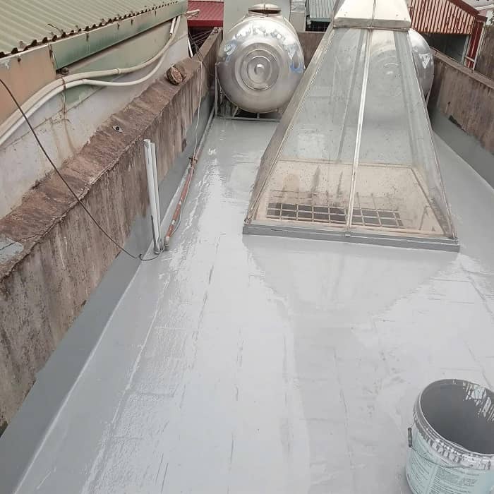 Chống Thấm Mái Sân Thượng Gốc PU 2 Thành Phần Tại HCM: Bền Bỉ, Triệt Để 100%